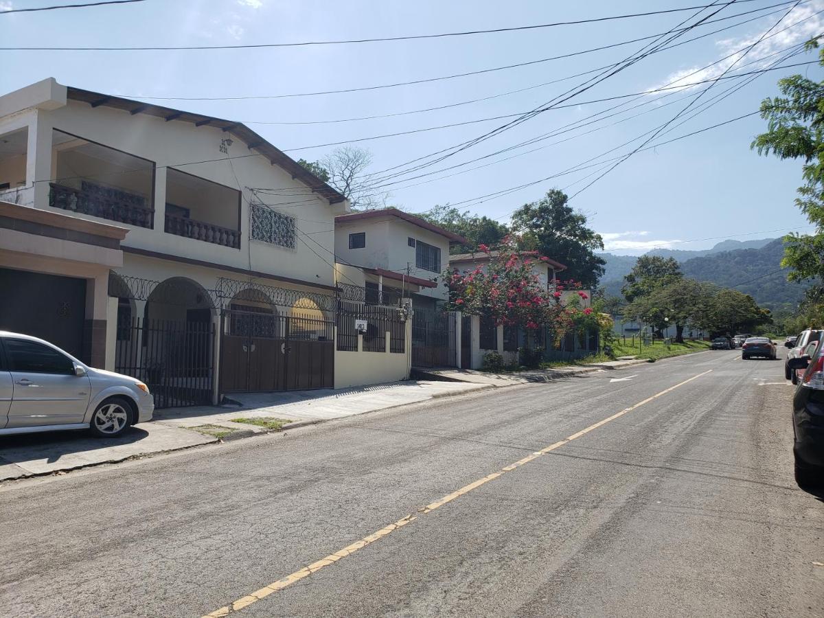 Casa Altamira Hotel San Pedro Sula Exterior photo