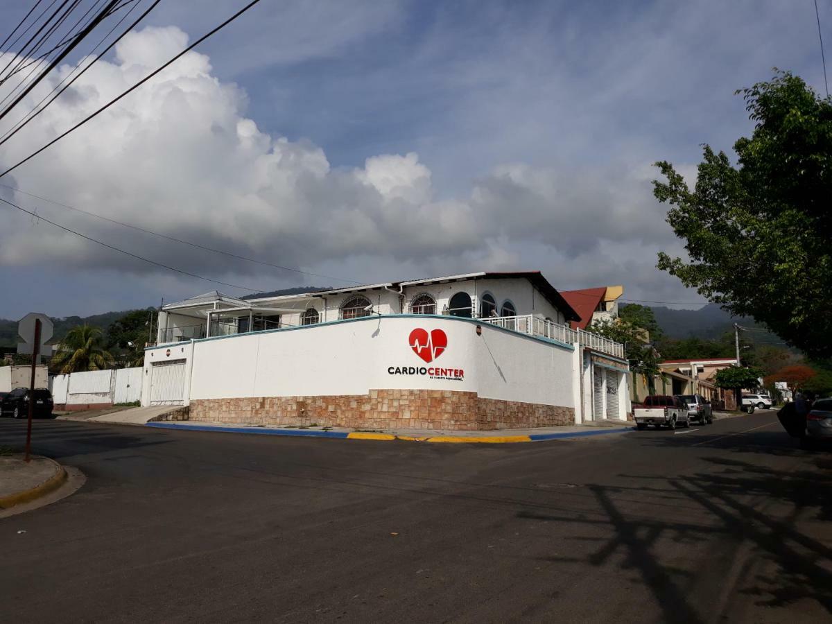 Casa Altamira Hotel San Pedro Sula Exterior photo