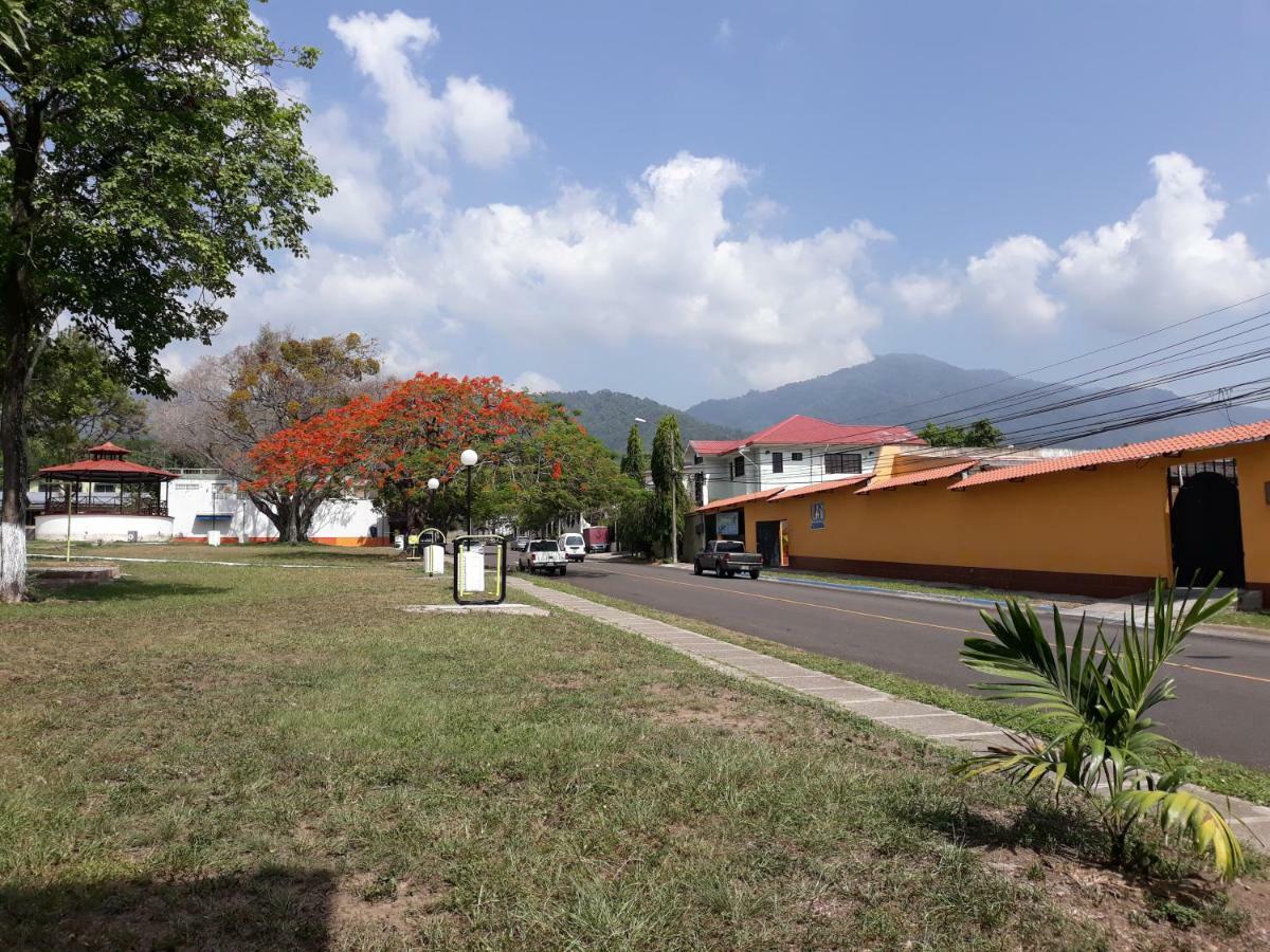 Casa Altamira Hotel San Pedro Sula Exterior photo